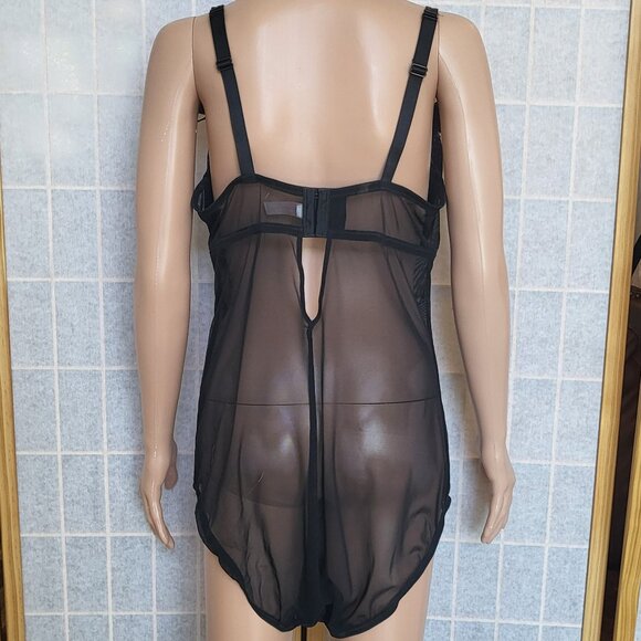 Cacique purple and black lacey and see-through mesh one-piece teddy EUC sz 22/24 - Picture 2 of 6